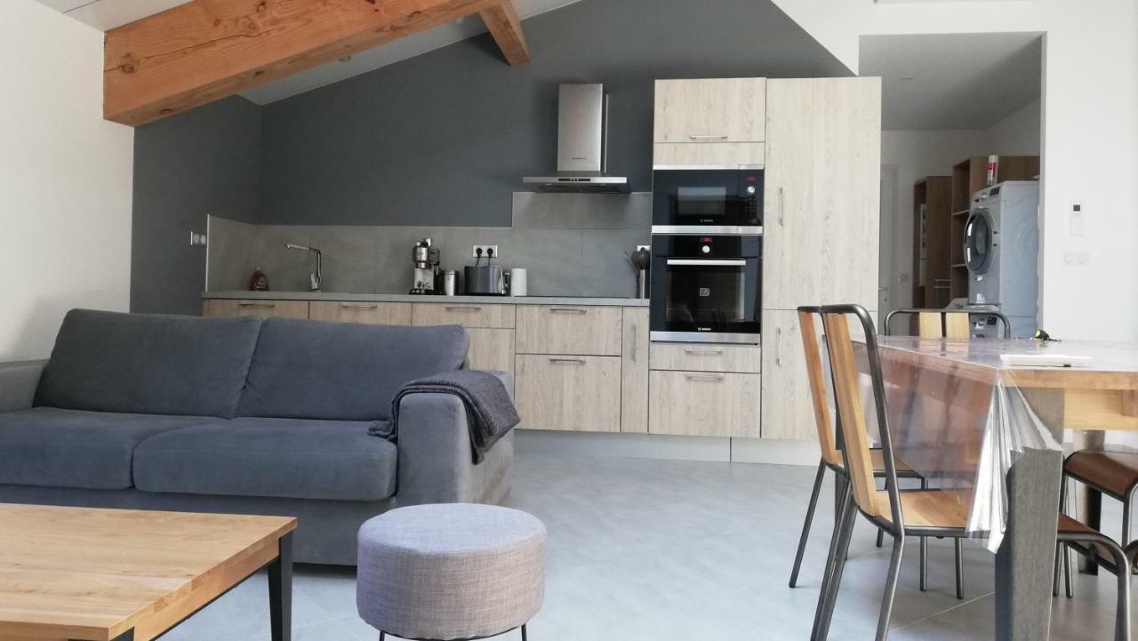 Gite Du Domaine Saint Jean De L'Arbousier 卡斯特里 外观 照片